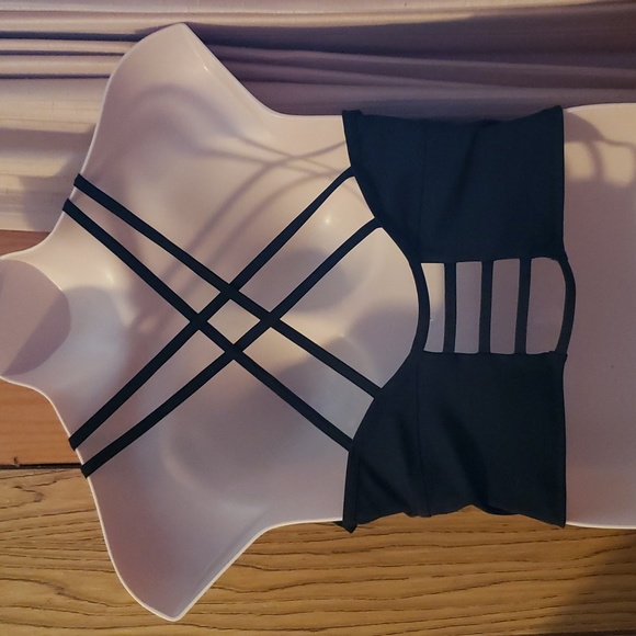 POP Fit cross in back bra-tank top - Picture 4 of 7